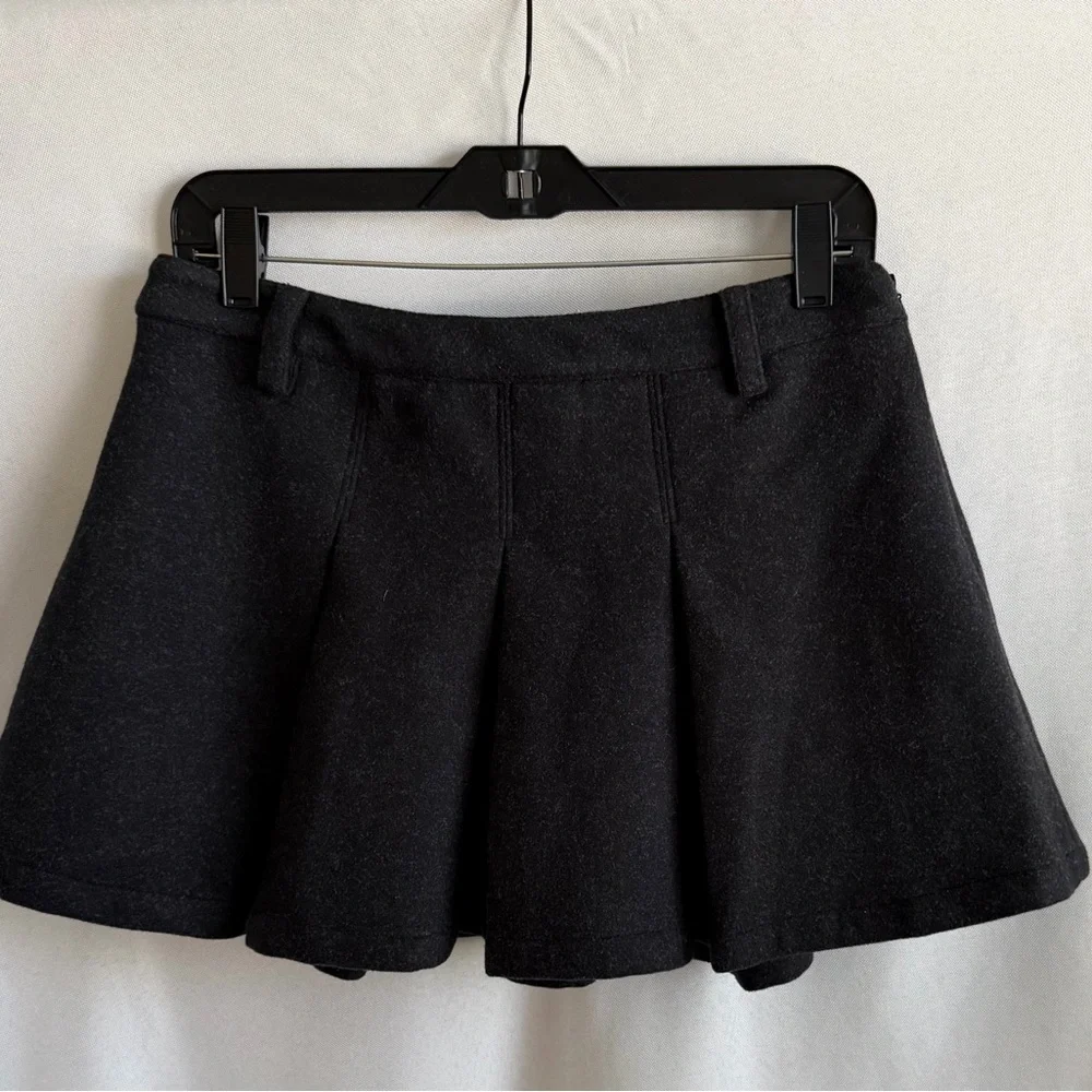 Free People Black Pleated Mini Skirt NWT SIZE 6